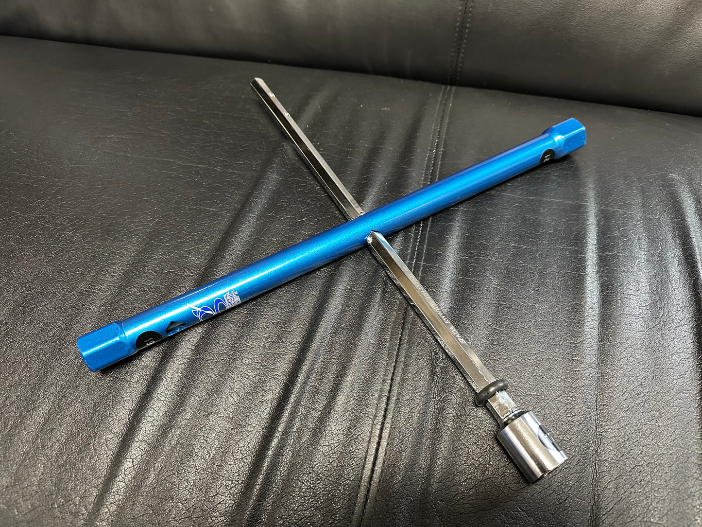 GRAMLIGHTS CROSS WRENCH