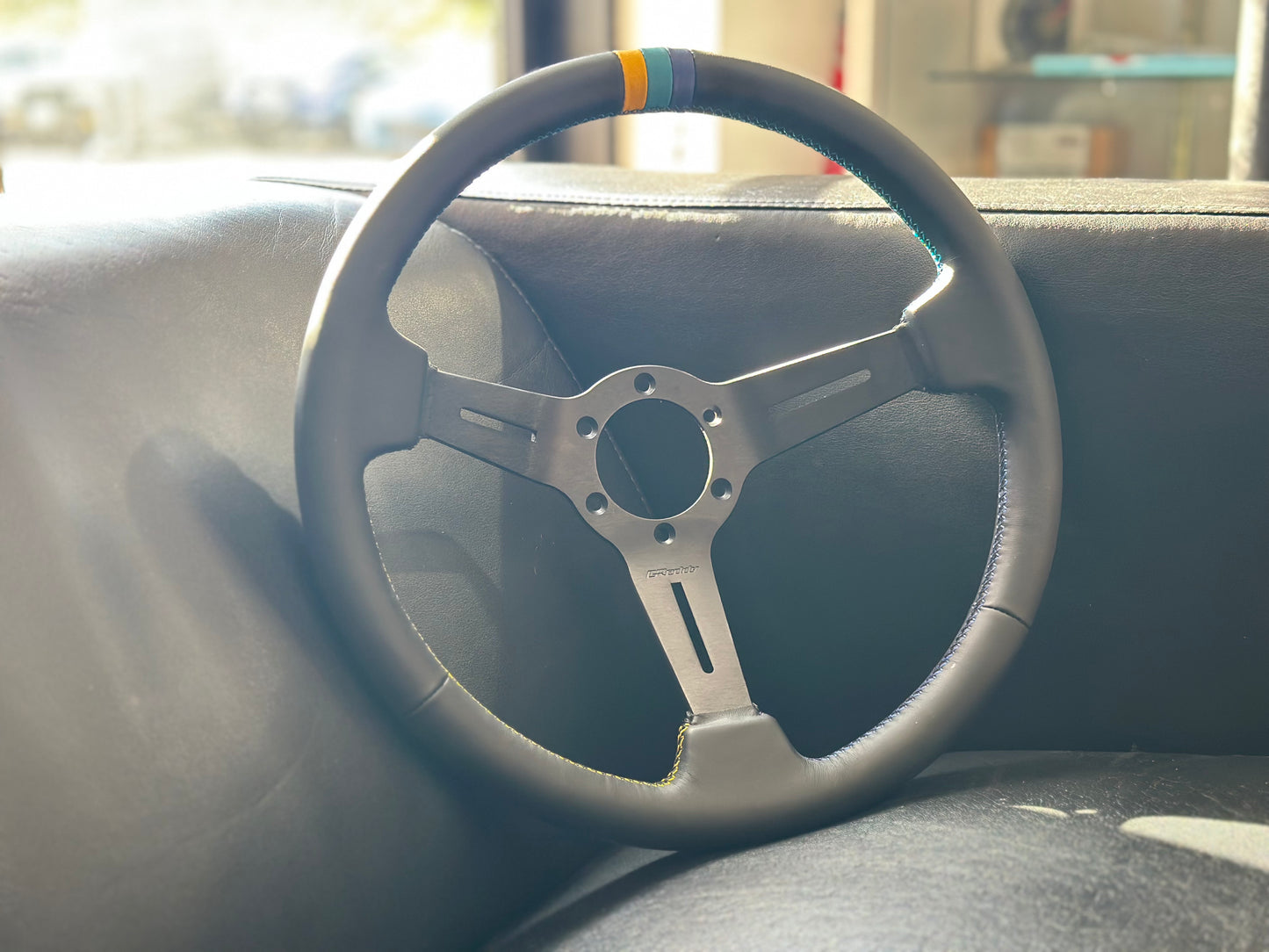 GREDDY SPORT STEERING WHEEL - 3 STRIPE DEEP DISH