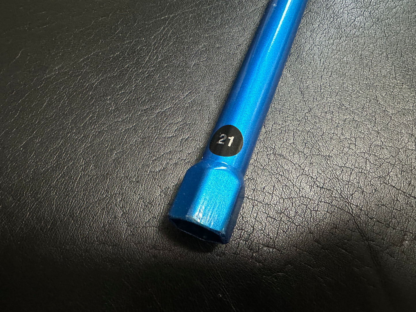 GRAMLIGHTS CROSS WRENCH