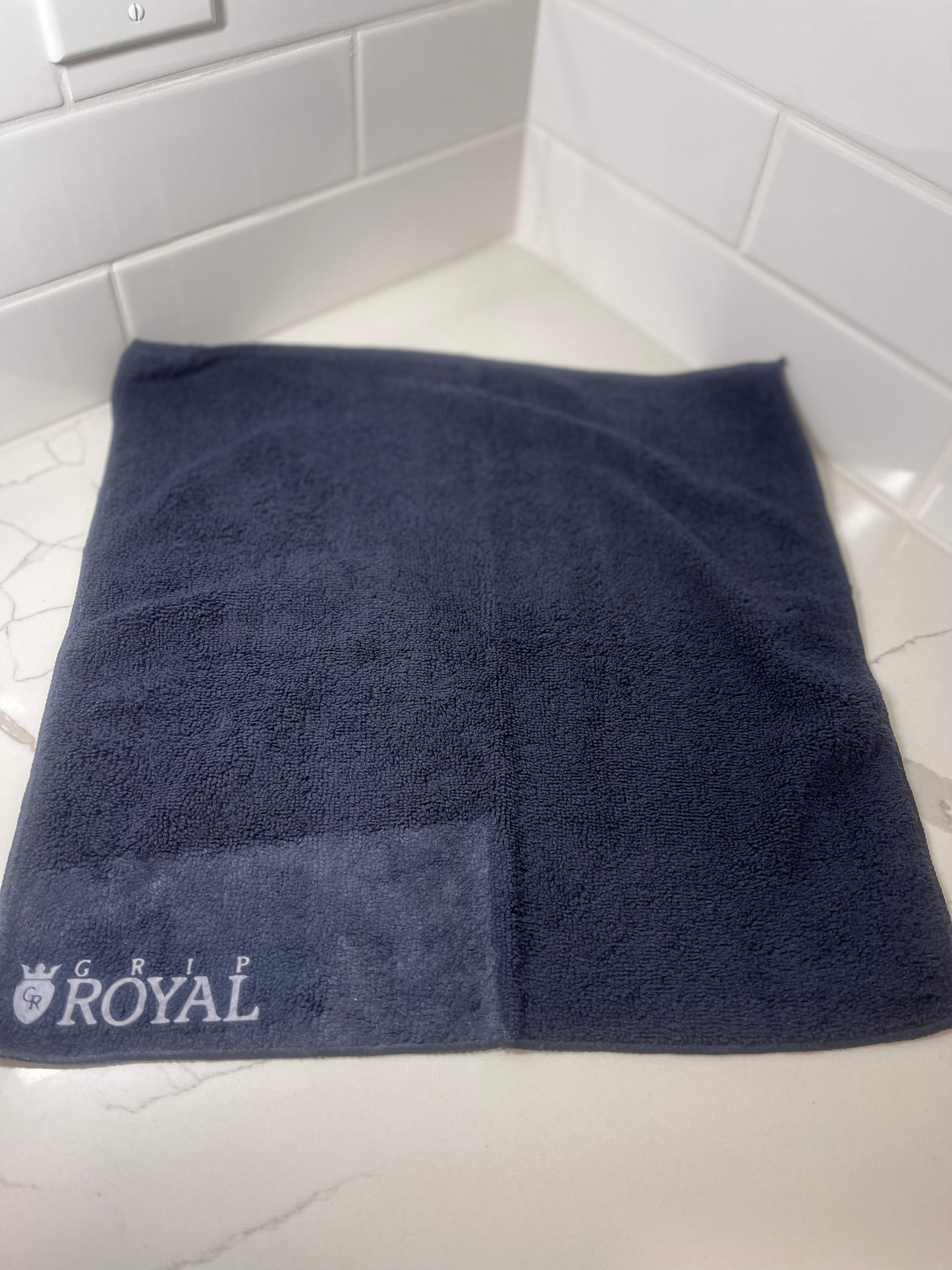 Grip Royal Towel