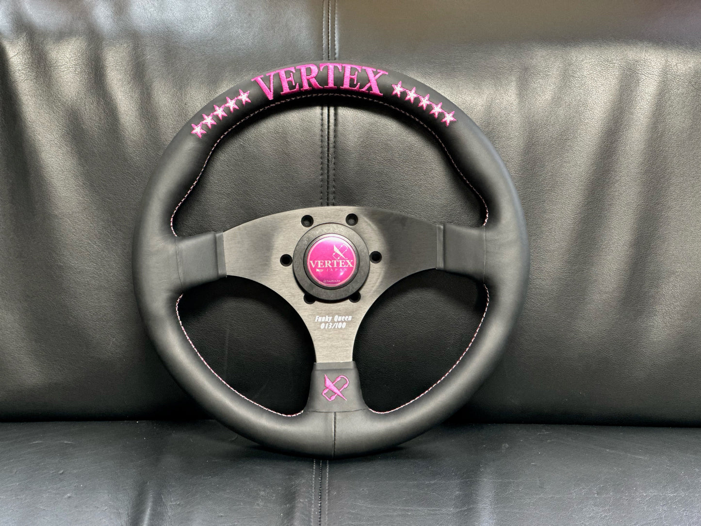 Vertex Funky Queen Steering Wheel